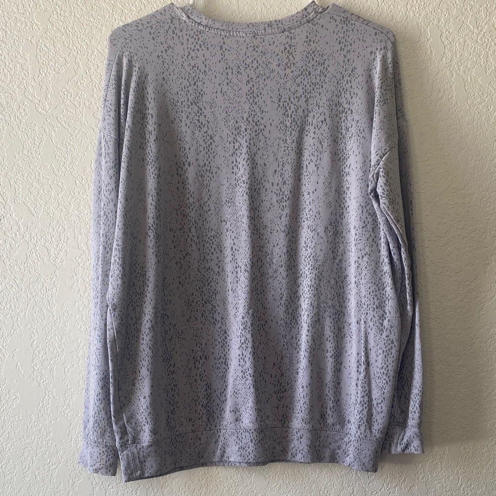 Athleta Gray Patterned Sweatshirt - image 5